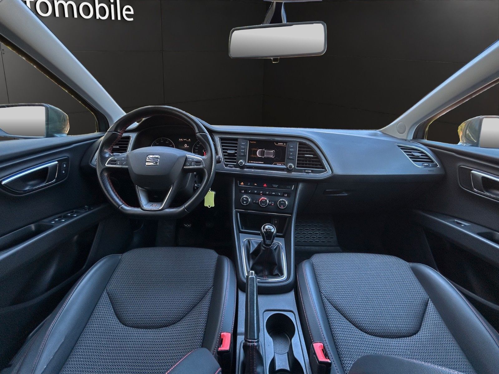 Fahrzeugabbildung SEAT Leon FR/TÜV & Service Neu