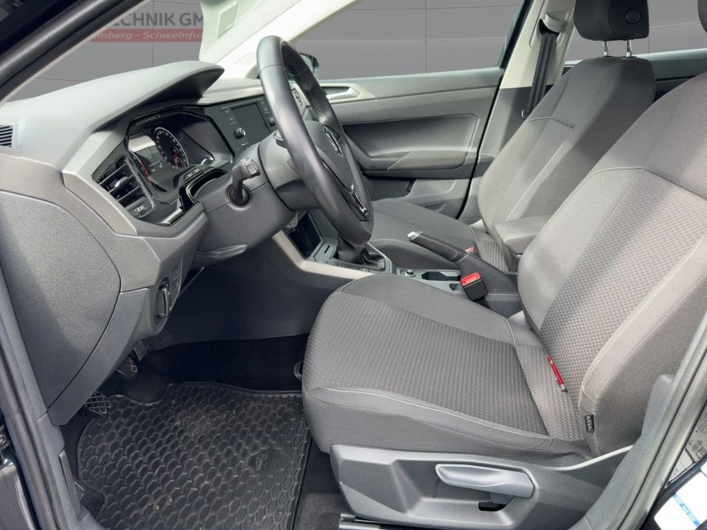 Fahrzeugabbildung Volkswagen Polo Comfortline Sitzheizung Klima Einparkhilf