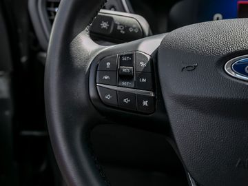 Ford Kuga 2.5 Plug-In Hybrid Titanium Stauassistent