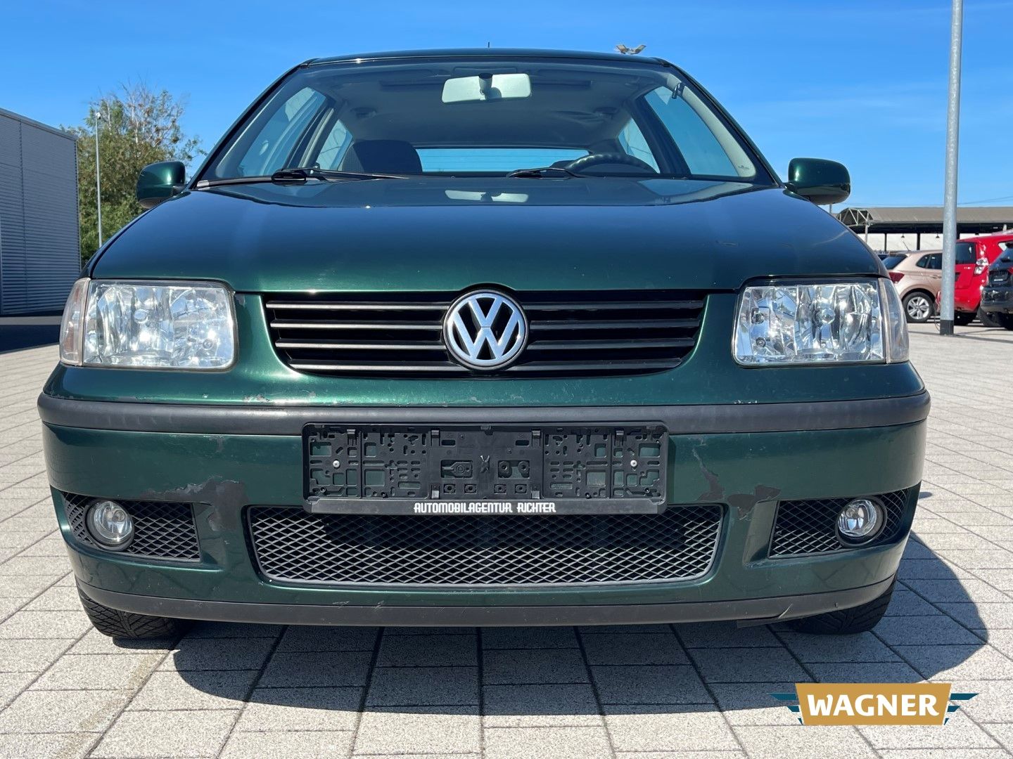 Fahrzeugabbildung Volkswagen Polo Comfortline Sitzheizung Radio Tüv Neu
