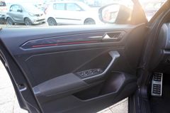 Fahrzeugabbildung Volkswagen T-Roc Sport DSG Navi PDC SHZ LM-Felgen 2.Hand!