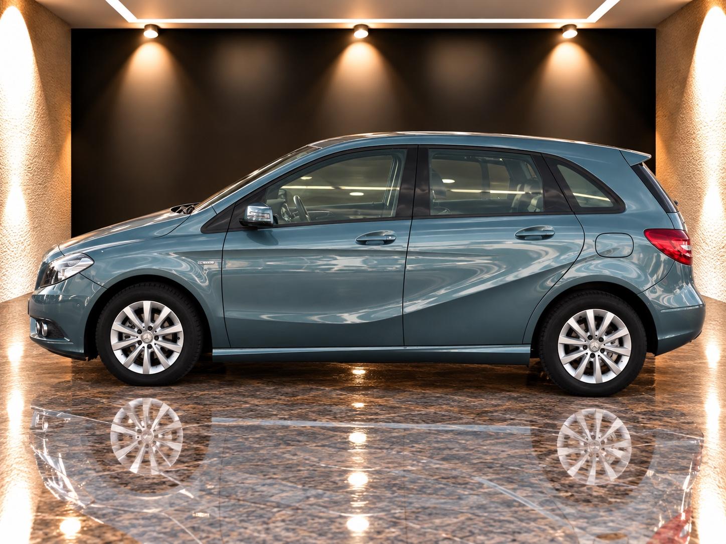 Mercedes-Benz B 180 *1. HAND* KLIMA/SHZ/KAMERA/NAVI/