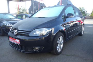 Volkswagen Golf - 1