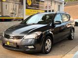 Kia cee'd / Ceed PDC Klima TÜV Neu - Kia aus 2011: Cee D