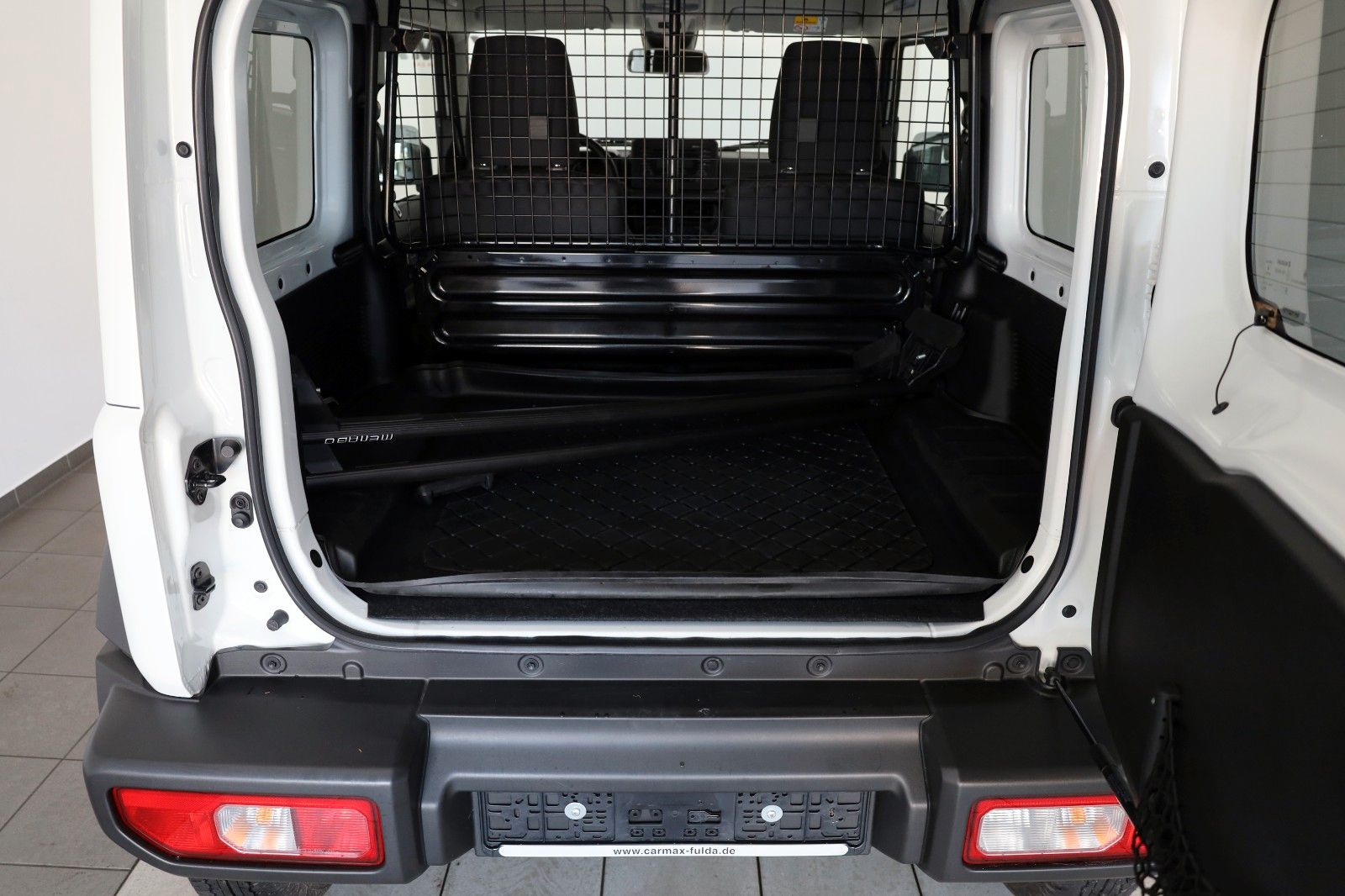 Fahrzeugabbildung Suzuki Jimny Comfort AllGrip NFZ,4WD,Tempo,AHK,GARANTIE