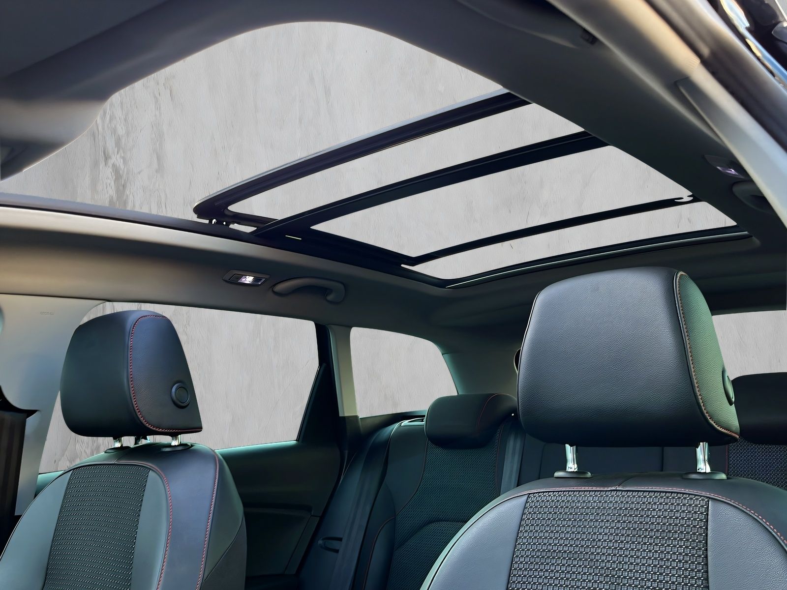 Fahrzeugabbildung SEAT Leon 2.0 TDI ST FR DSG NAVI PANO LED TEMPOMAT