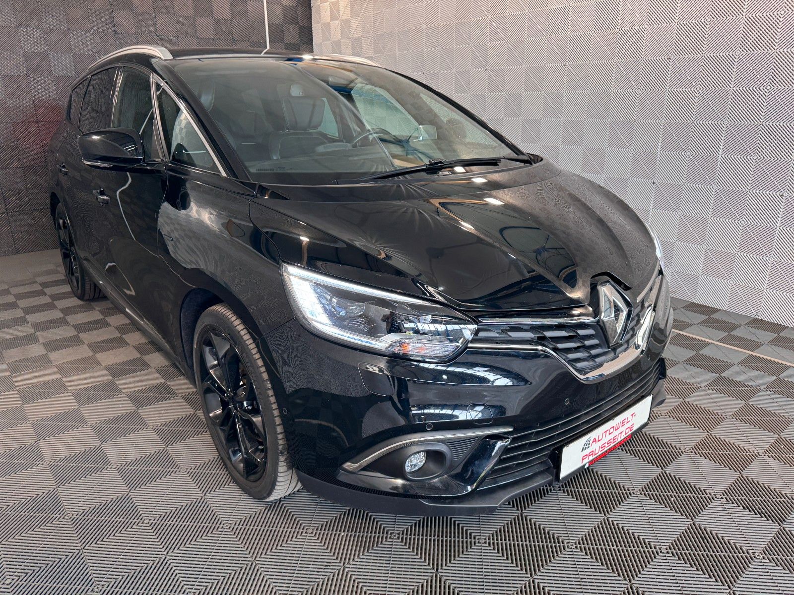 Gebrauchtwagen Renault Scenic Scenic IV Grand*BLACK EDT*BOSE-HEAD UP-ACC-LEDER in Fulda