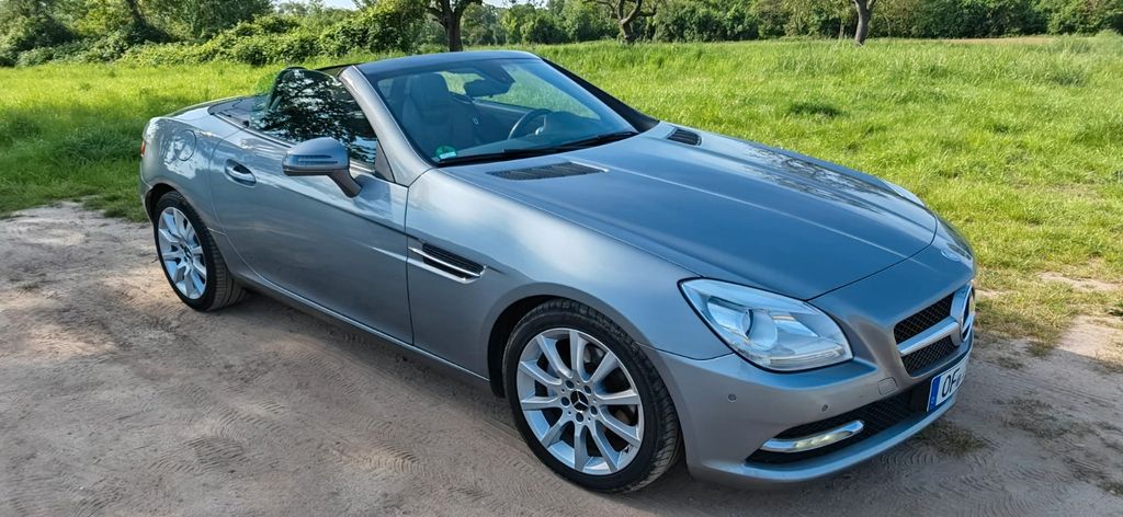 Mercedes-Benz SLK 200