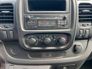 Renault Trafic - 8