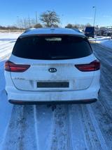 Kia cee'd 1.6 CRDI Aut. - Kia cee'd / Ceed mit Diesel-Antrieb: Automatik