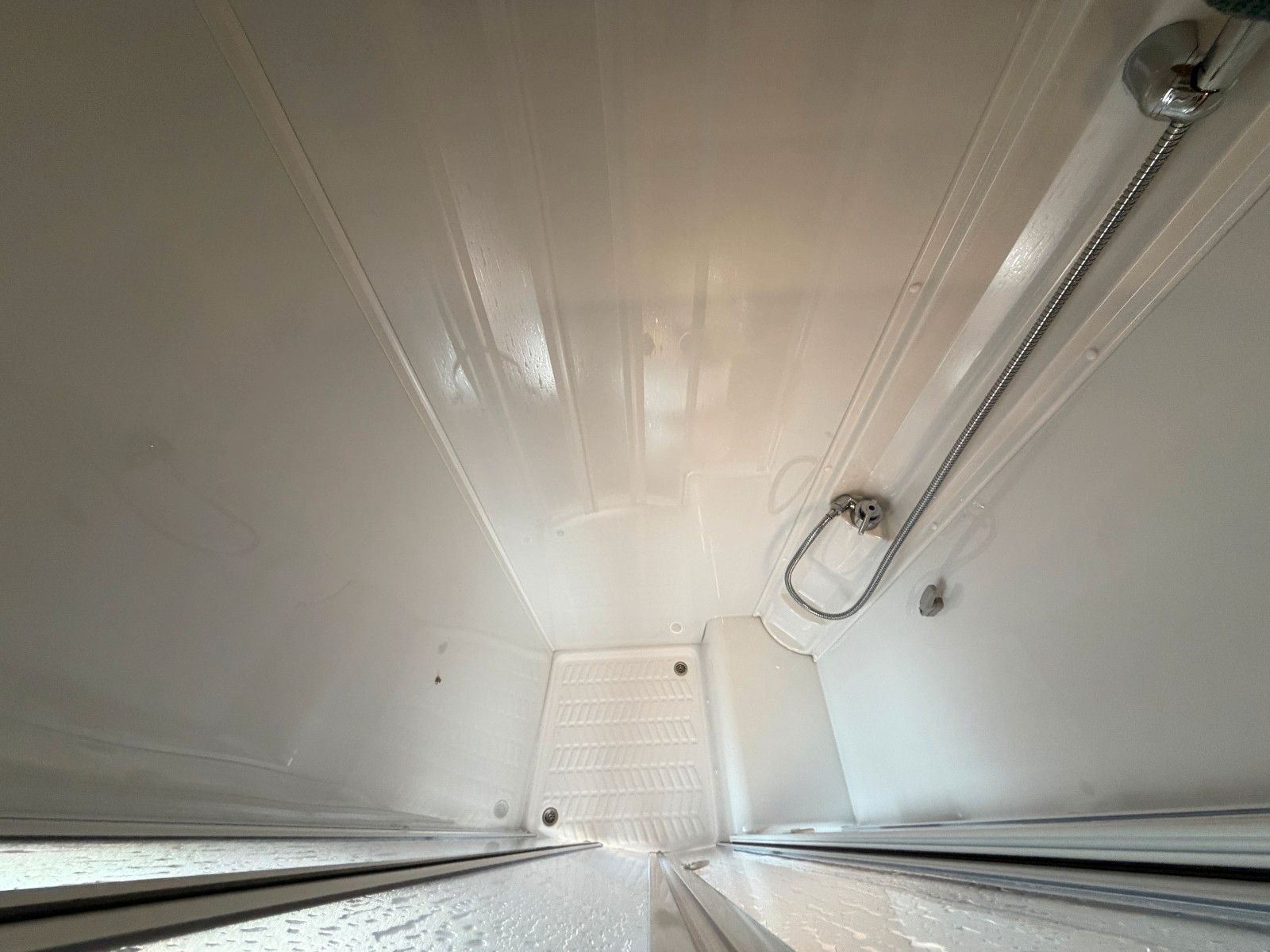 Fahrzeugabbildung Weinsberg CaraSuite 650 MEG