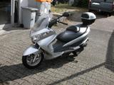 Suzuki Burgman 200 UH200 - SUZUKI BURGMAN