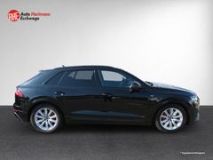 AUDI Q8 50 TDI quattro S-LINE competition plus Matrix AUDI Q8 50 TDI quattro S-LINE competition plus Matrix