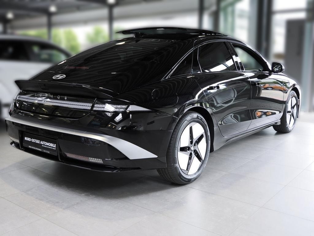 Fahrzeugabbildung Hyundai IONIQ 6 EV FL UNIQ Glas-Schiebedach