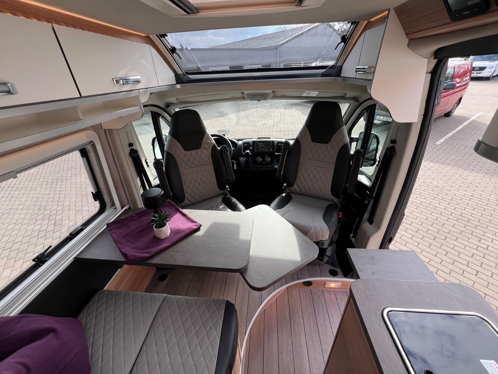 Fahrzeugabbildung Weinsberg CaraBus 630 ME Edition FIRE