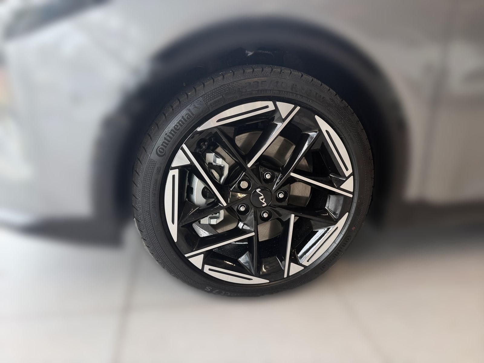 Fahrzeugabbildung Kia K4 SW 1.6T 180 DCT GTL DWP+ SZ SD 18