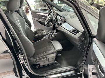 Fahrzeugabbildung BMW 218i Gran Tourer M Sport HiFi DAB Alarm 7-Sitze