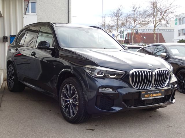 BMW X5 xDrive30d SAG 20" M Sportpaket Navi LEDer Pan