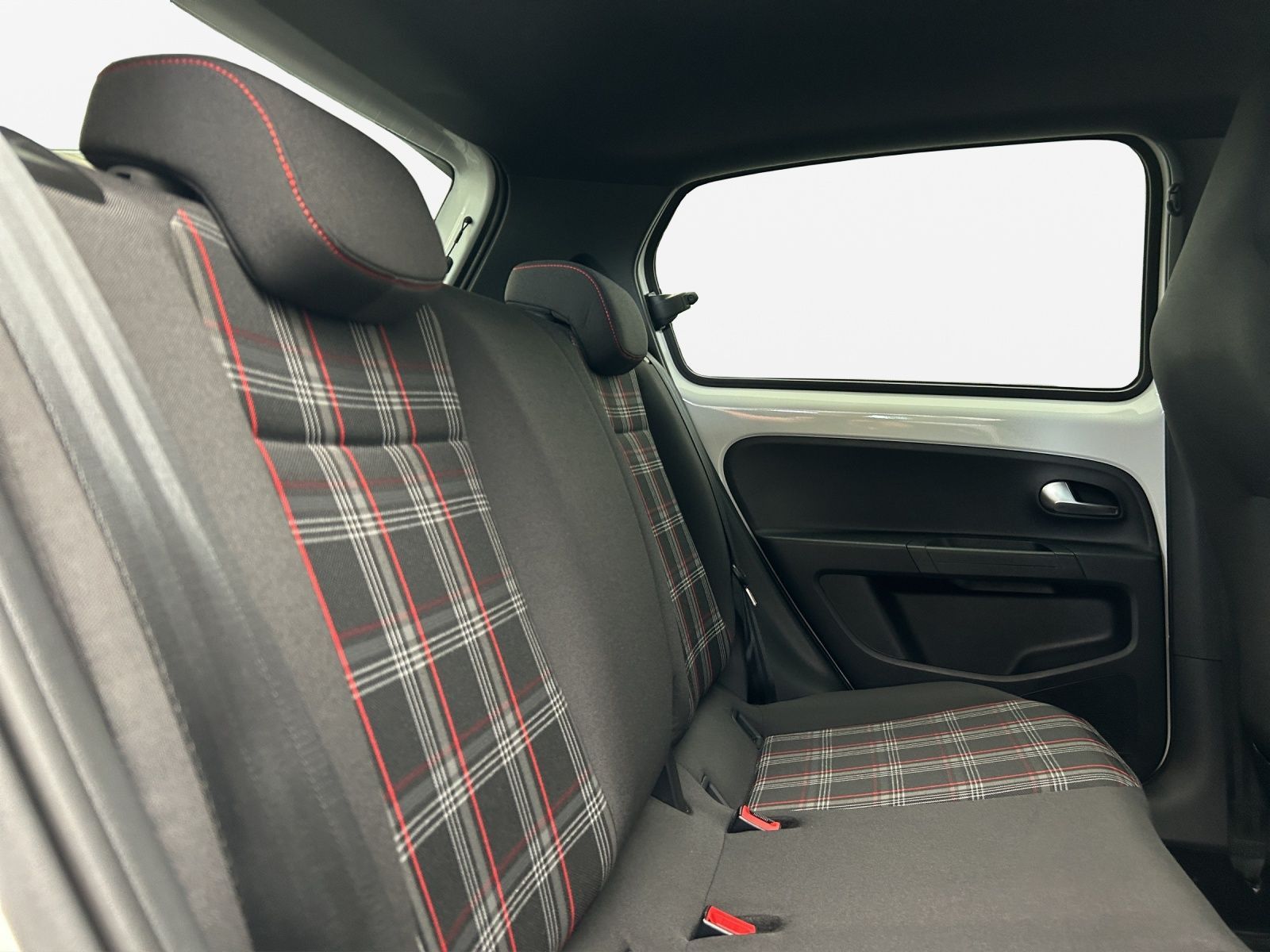 Volkswagen up! - Bild 14