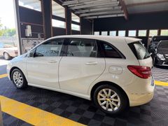 MERCEDES-BENZ B220 4Matic/KAMERA/ILS/TOTWI/
