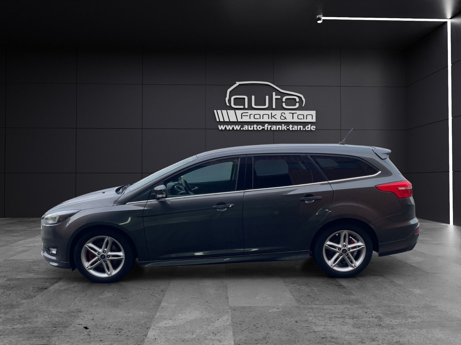 Fahrzeugabbildung Ford Focus Turnier*Sport*Kamera*SitzHZ*LenkradHZ*