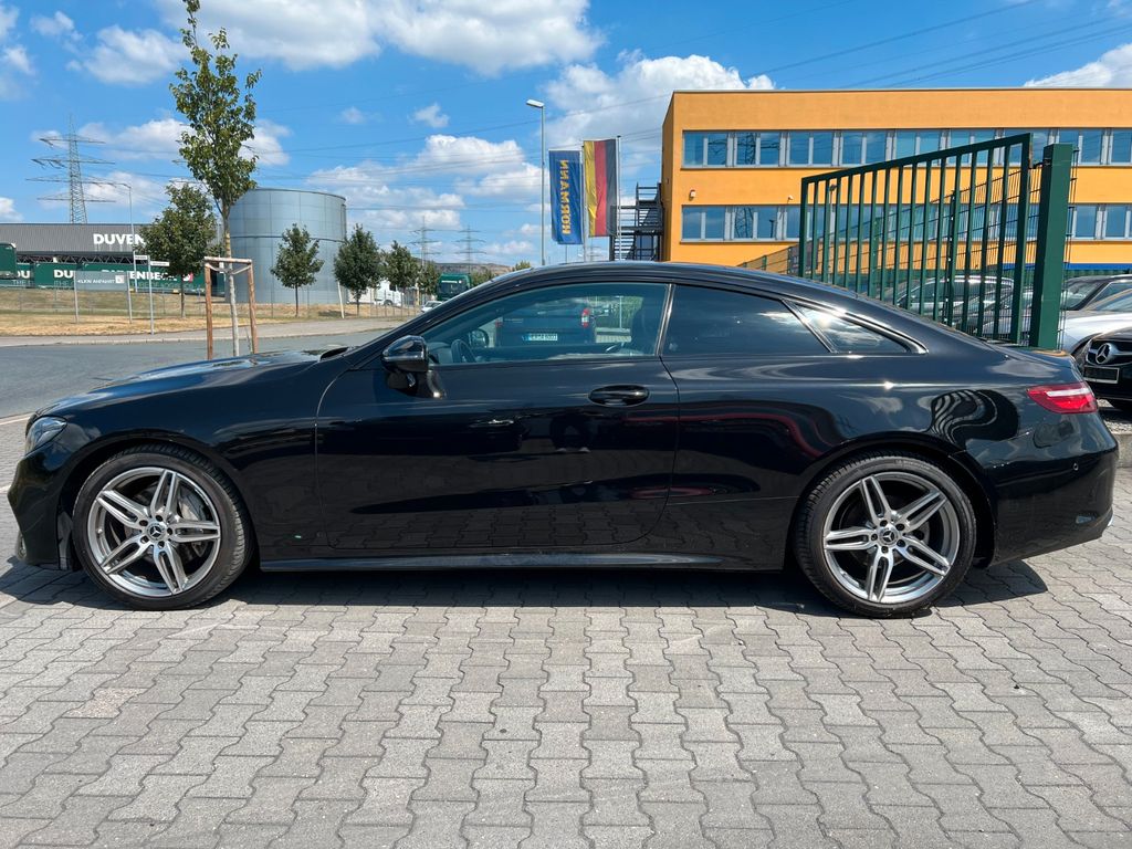 Image of Mercedes-Benz E 220