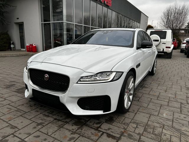 Jaguar XF 3.0D V6 331kw  A8