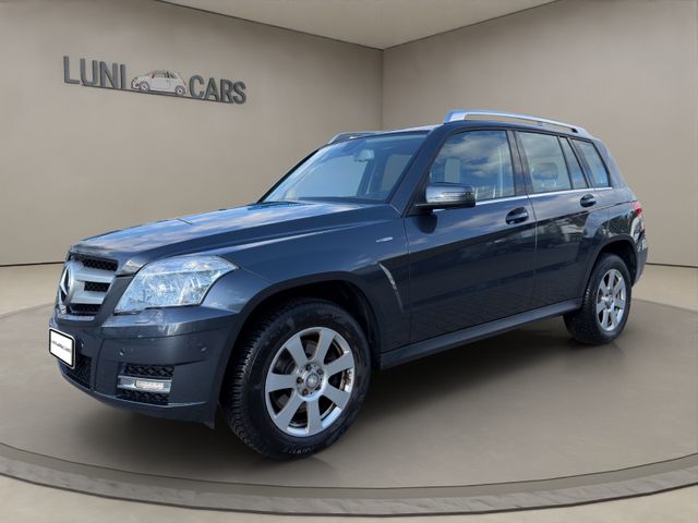MERCEDES-BENZ GLK 220 4Matic Aut. / Bi-Xenon / PDC / AHK