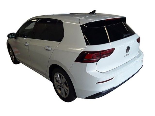 Fahrzeugabbildung Volkswagen Golf 1.5 eTSI DSG LIFE PANORAMA NAVI GJR HUD