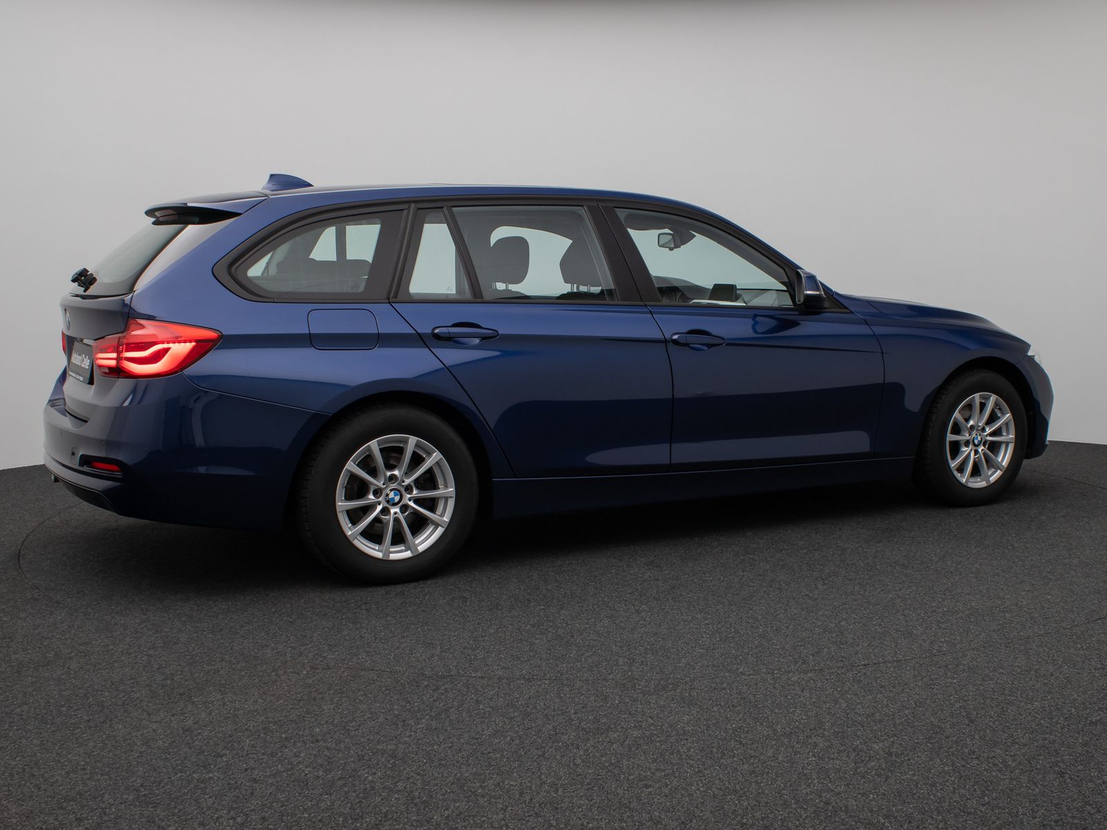 Fahrzeugabbildung BMW 320d xD Advantage Panorama Lordos AHK PDChint.