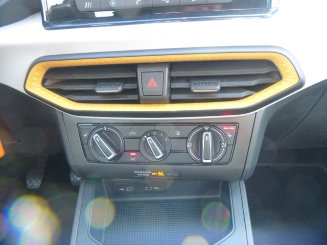 Fahrzeugabbildung Seat Ibiza 1,0 TSI Style OPF >LED/Sitzheiz/TEMP<