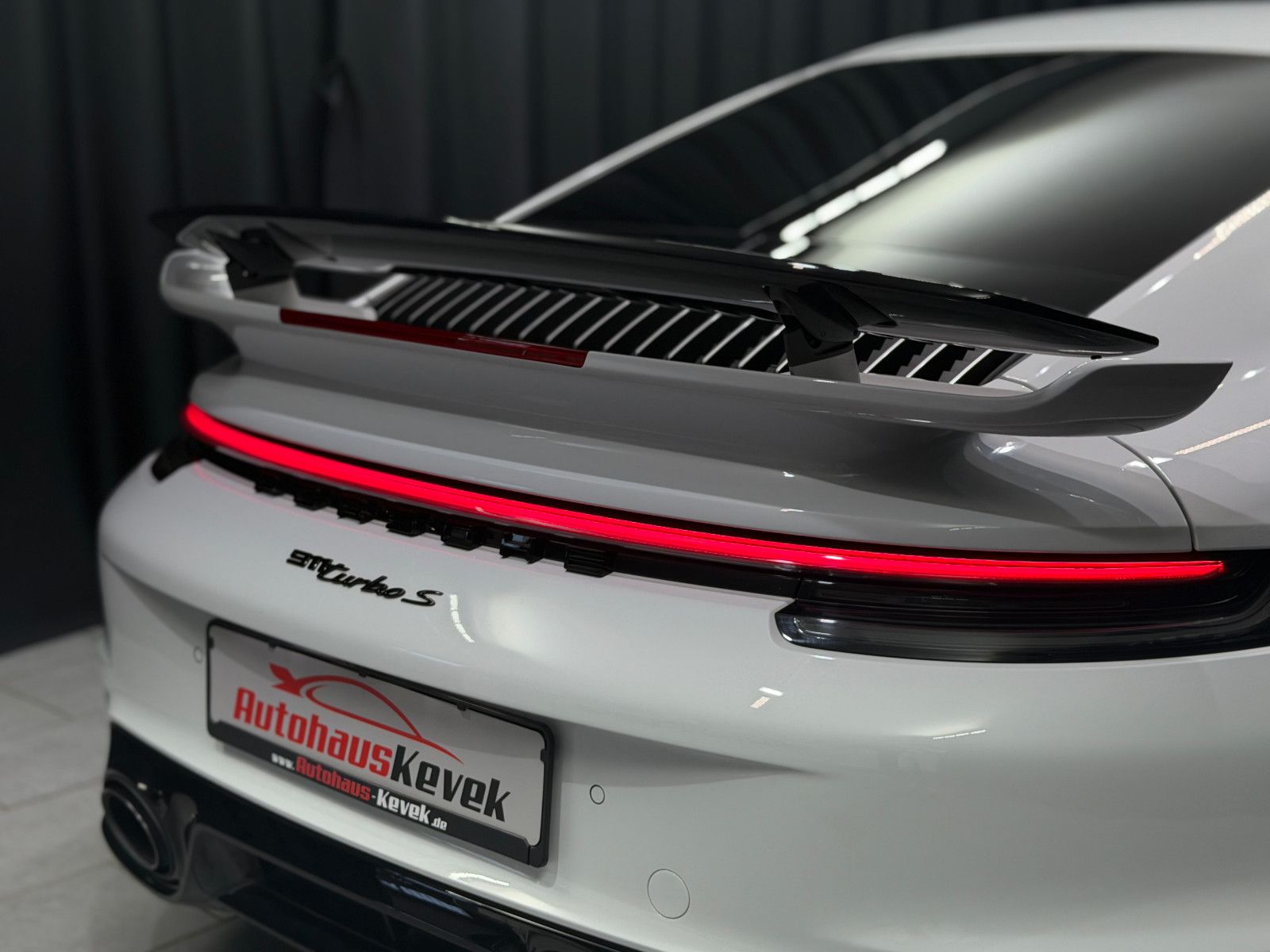 Fahrzeugabbildung Porsche 992 Turbo S|AERO-PAKET|BRABUS|BOSE|ACC|KW