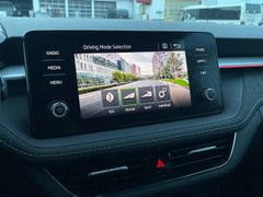 SKODA Fabia beheizb. Frontsche+Lenkrad SHZ ACC CarPlay