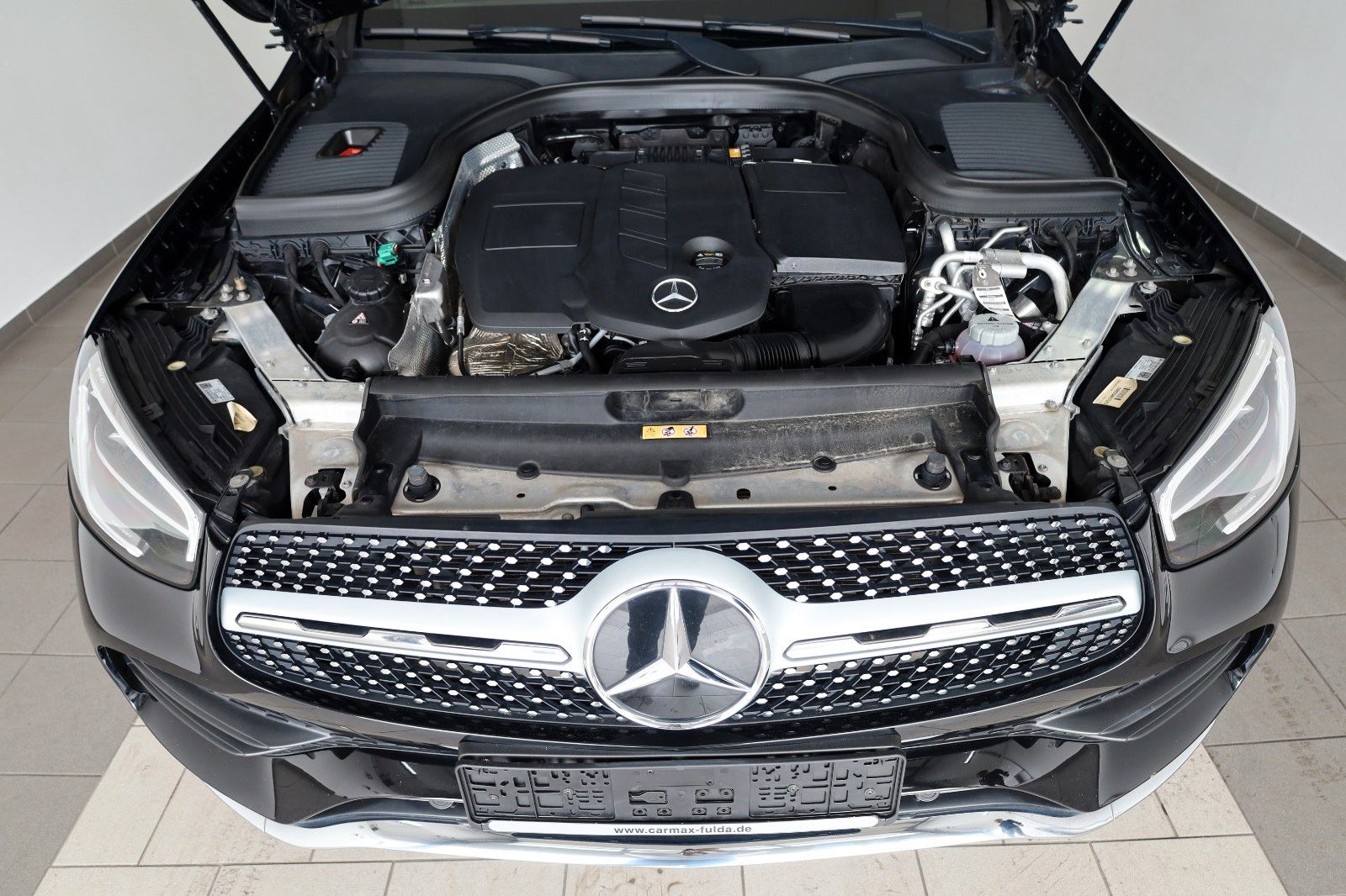 Fahrzeugabbildung Mercedes-Benz GLC 300 de Coupe 4Matic, AMG line,Navi,SH,Kamera