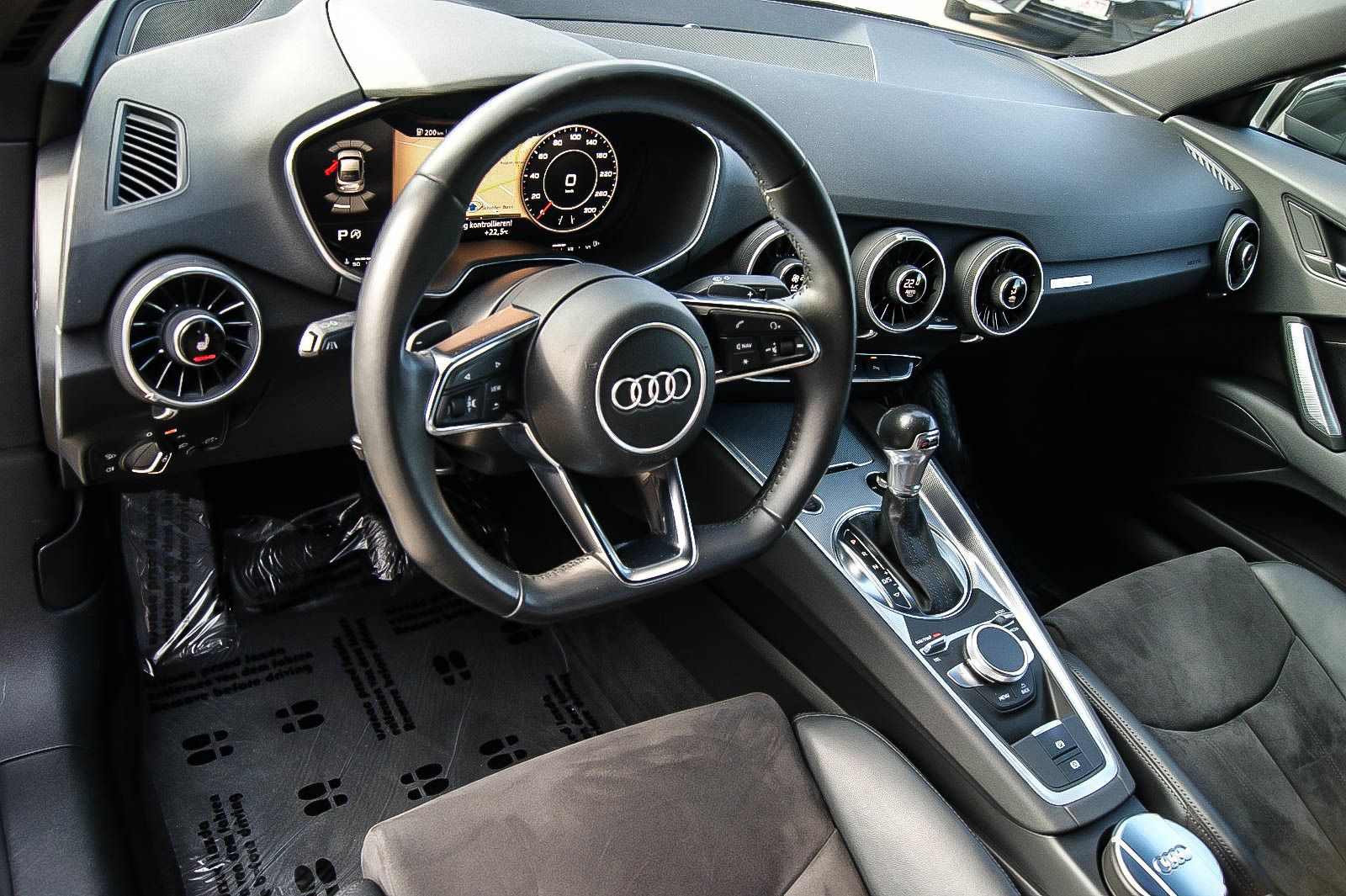 Fahrzeugabbildung Audi TT Coupe 2.0 TFSI S-tronic QUATTRO VIRTUAL LED