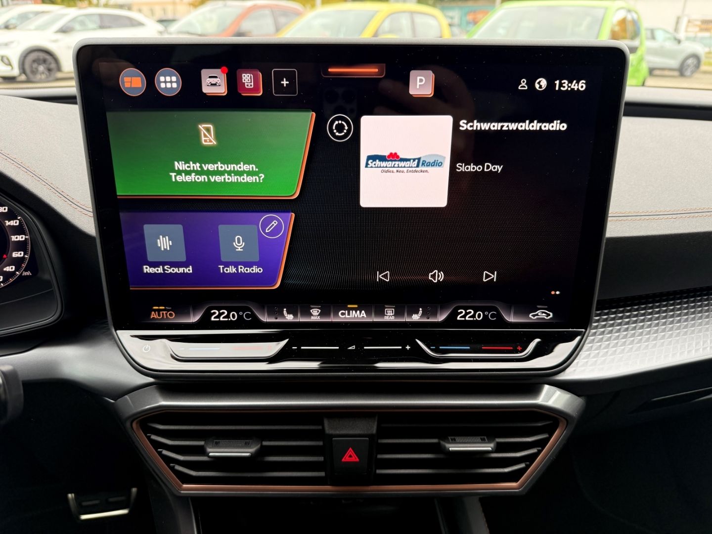 Fahrzeugabbildung CUPRA Leon Sportstourer 1.5 eTSI 110 kW Sportpaket Nav