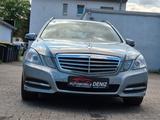 Mercedes-Benz E 350 E -Klasse T-Modell E 350 CDI 4Matic - Mercedes-Benz E 350 aus 2011: 4matic