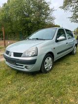 Renault zu verkaufen ist eine Renault cilio 860 - gebrauchte Renault Clio aus dem Jahr 2002