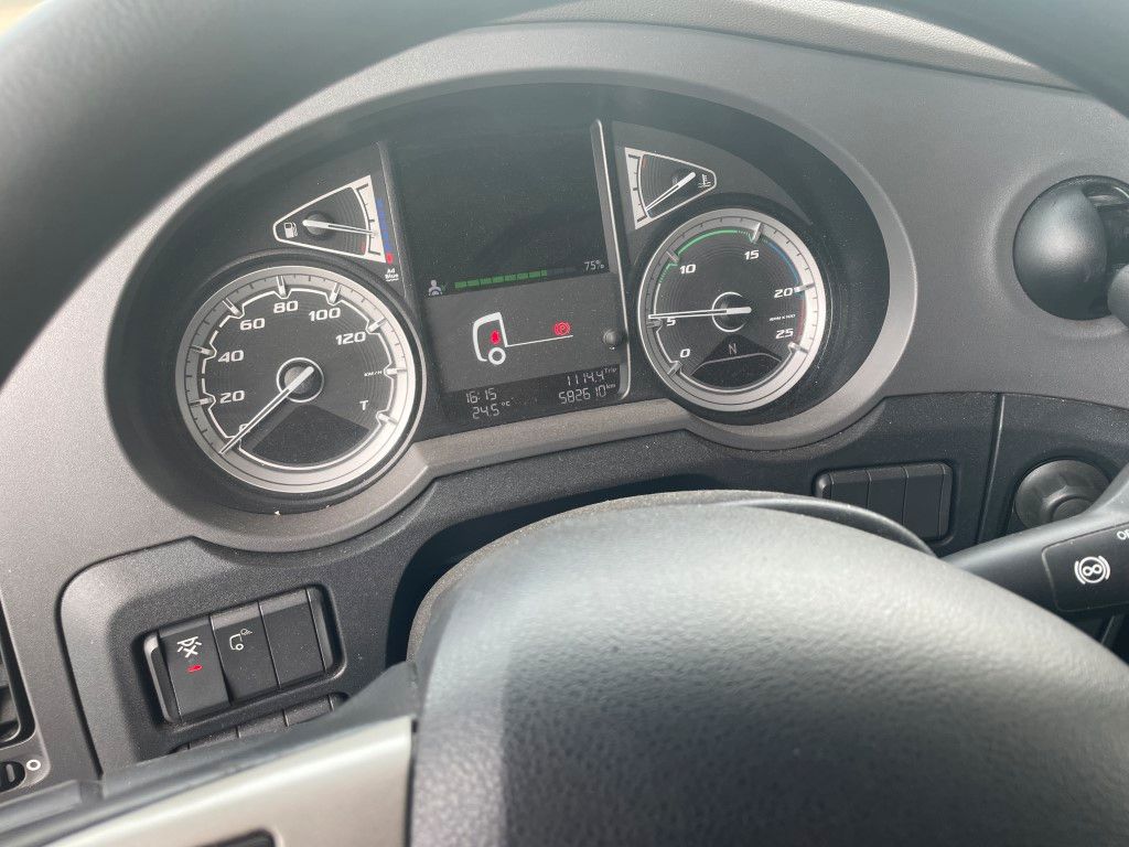Fahrzeugabbildung DAF FT XF 480 SSC