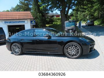 Porsche Panamera - 4