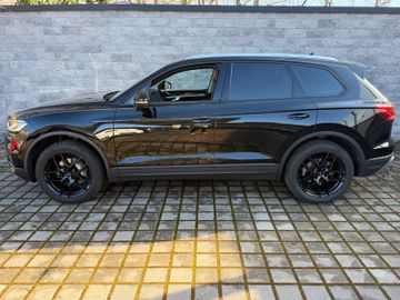 Volkswagen Touareg - 4