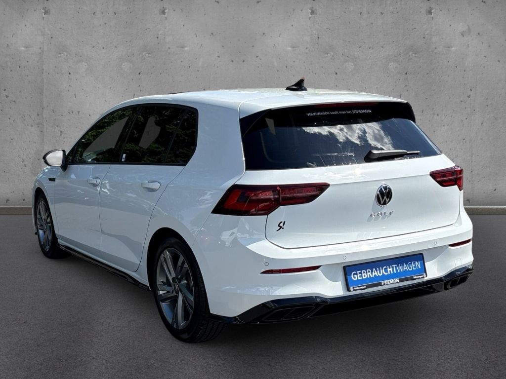 Fahrzeugabbildung Volkswagen Golf 8 TDI DSG R-Line AHK IQ.Light Pano Navi ACC