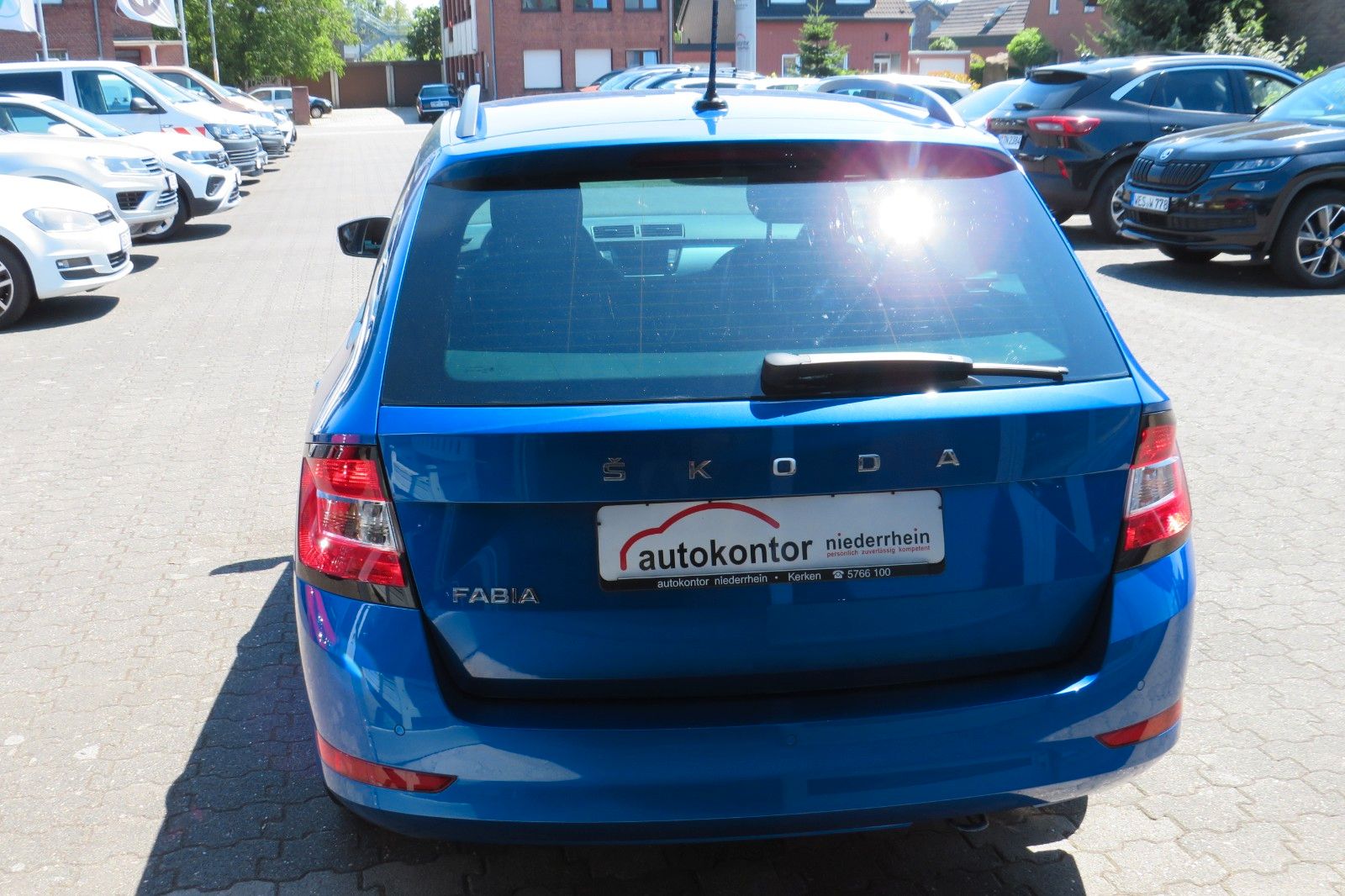 Fahrzeugabbildung SKODA Fabia Combi Ambition GRA SMART-LINK SITZH. PDC 1
