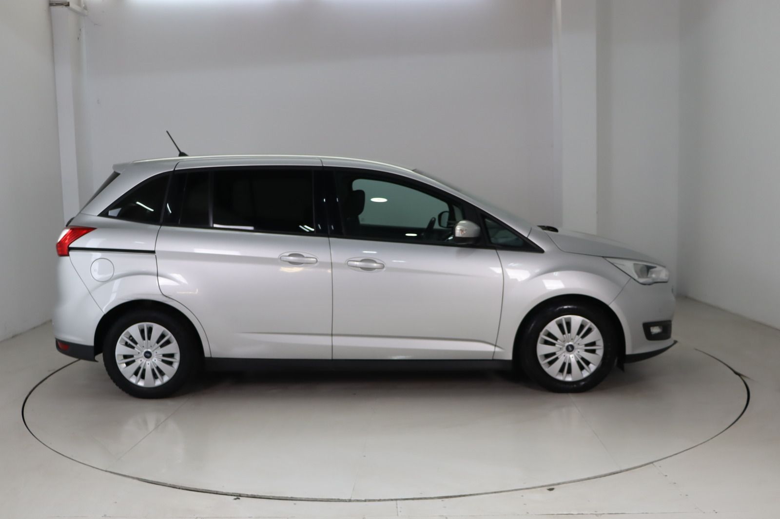 Fahrzeugabbildung Ford Grand C-Max 1.0 Cool & Connect * Navi * SHZ HU/A