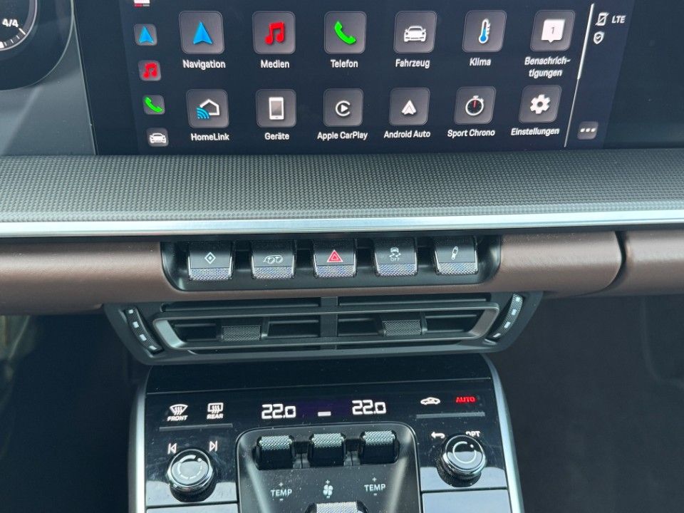 Fahrzeugabbildung Porsche 992 911 Carrera 4 S erste Hand uff approved