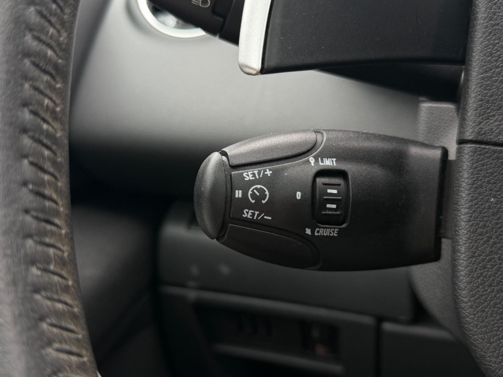 Peugeot 3008 1.6 HDI Allure Automatik Panorama Tempomat