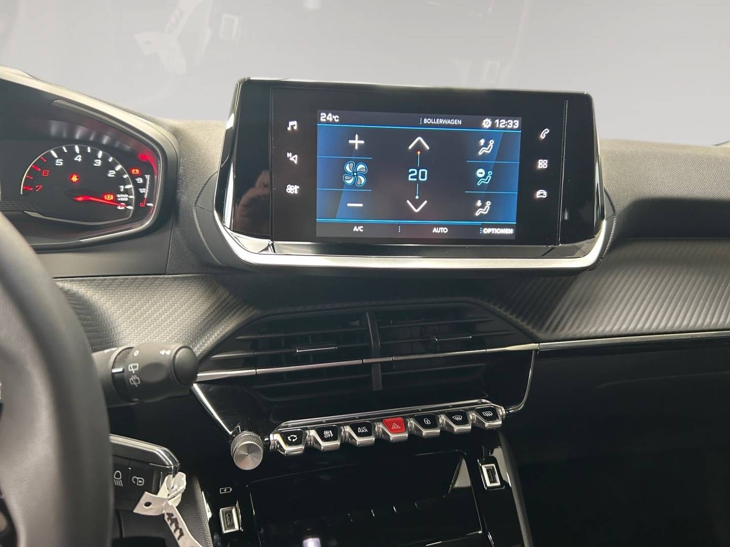 Fahrzeugabbildung Peugeot 2008 PureTech 130 1.2