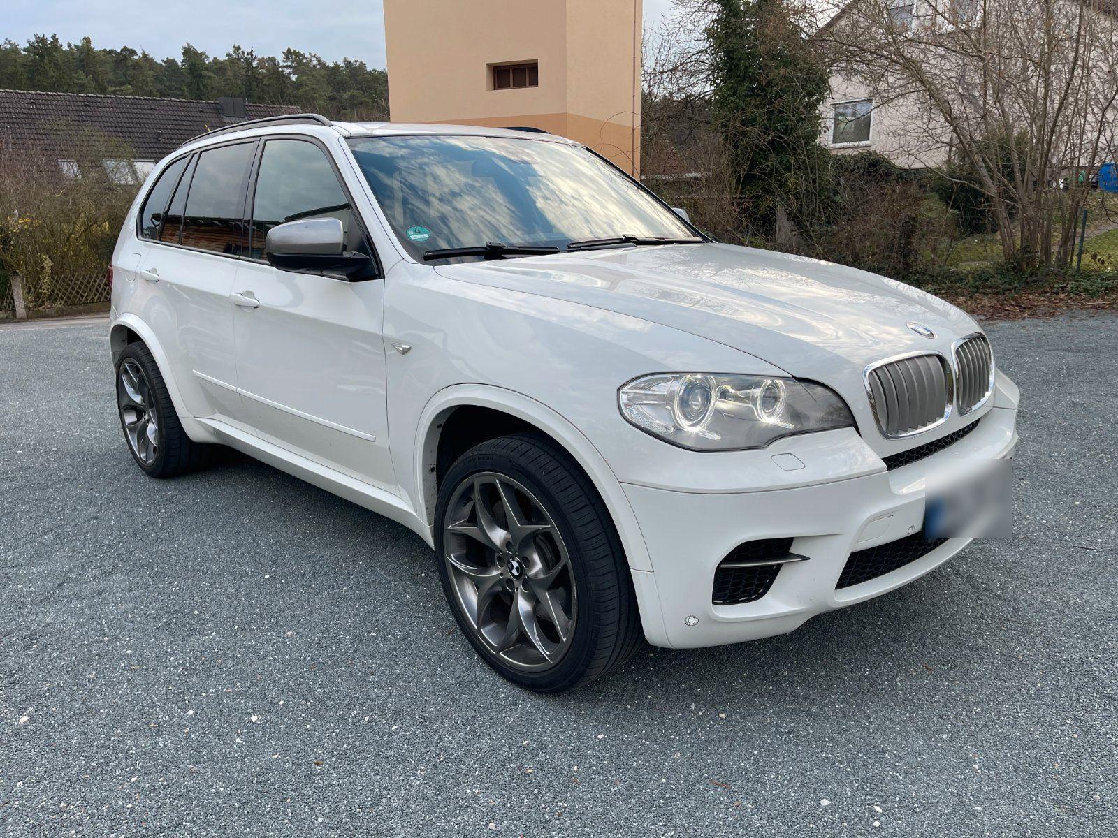 BMW X5 M50