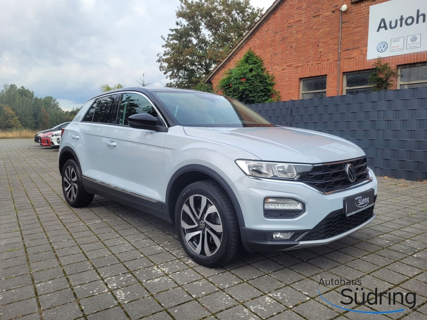 T-Roc Active 2.0 TDI DSG AHK Navi ACC El. Heckkl