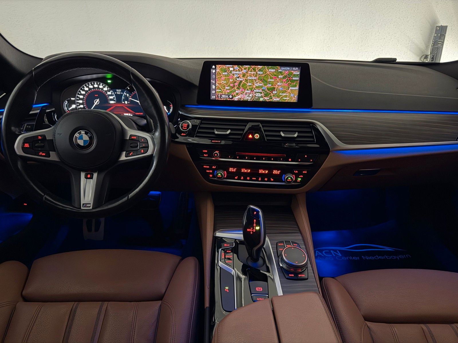 Fahrzeugabbildung BMW 530 d xDrive M SPORT/LED/HuD/FROZEN LACKIERUNG